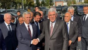 iyi parti lideri dervisoglundan mansur yavasa ziyaret BeMazaUL.jpg